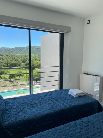Excepcional Casa 4 Ambientes en Barrio Privado: Malagueño. Tierralta, Cordoba.