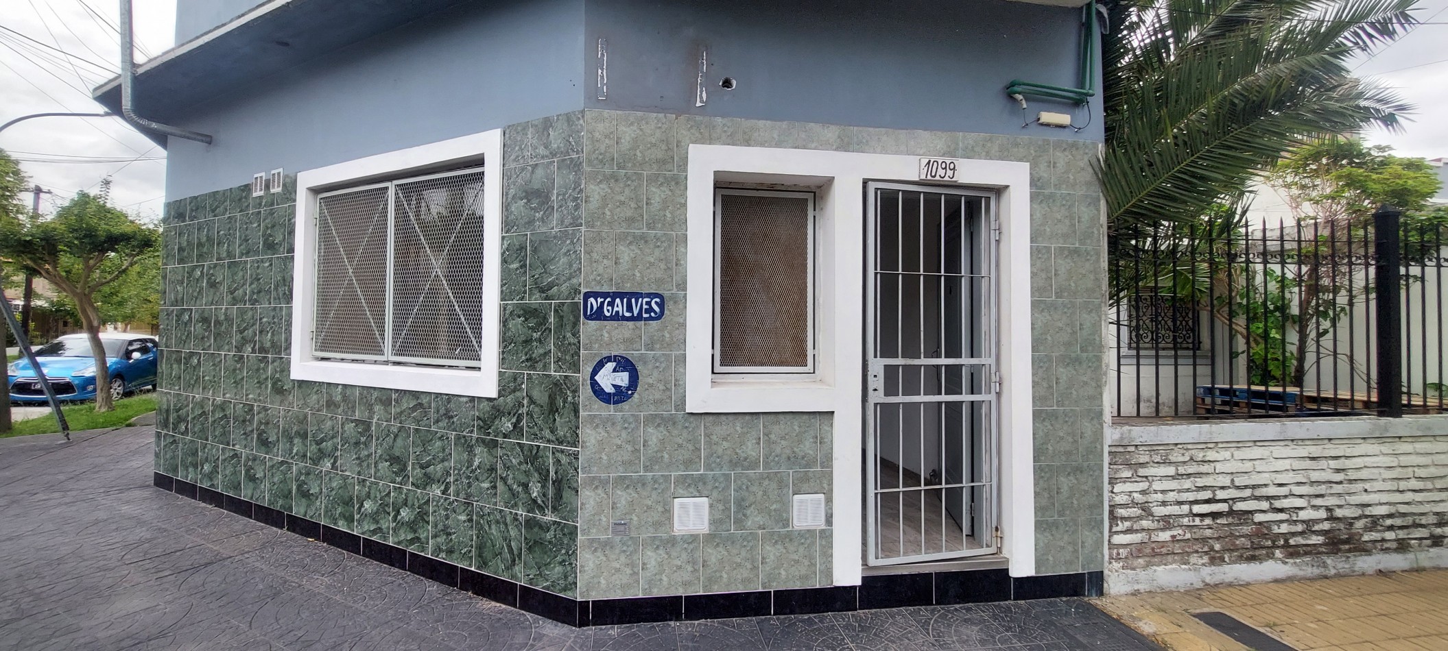Depto 2 ambientes en planta baja. Expensas muy bajas !!!