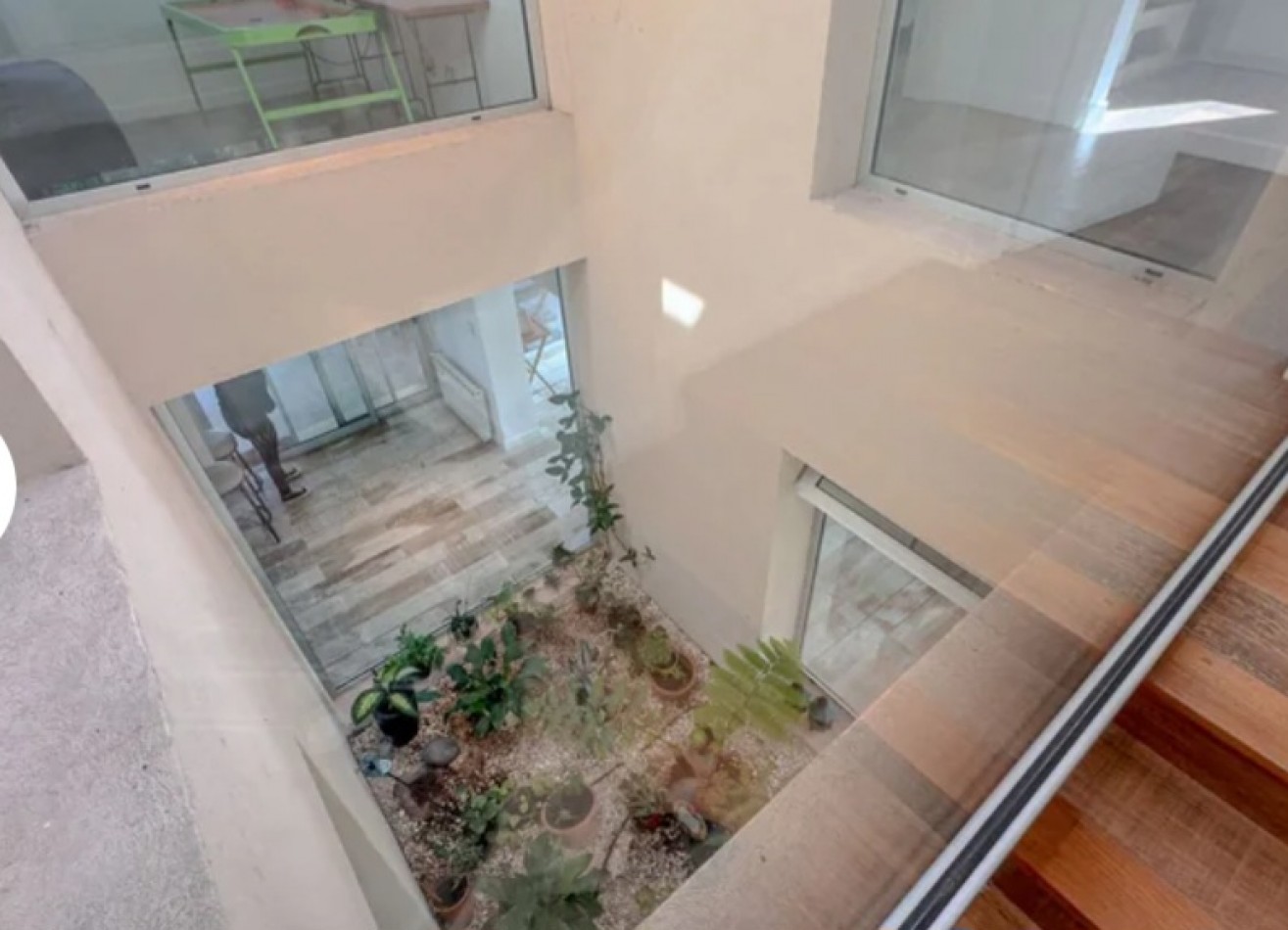 Impresionante casa 6 ambientes con fondo a laguna