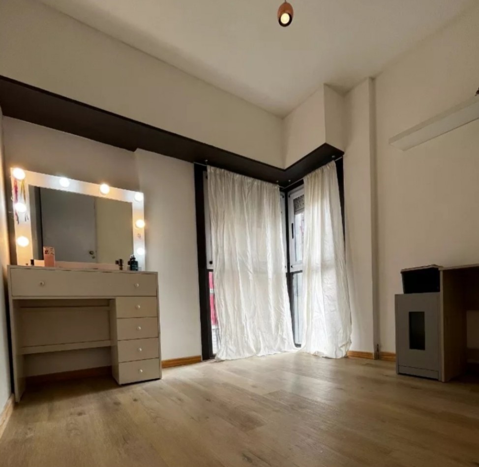 Excelente 3 Ambientes, Remodelado. Apto Credito Hipotecario