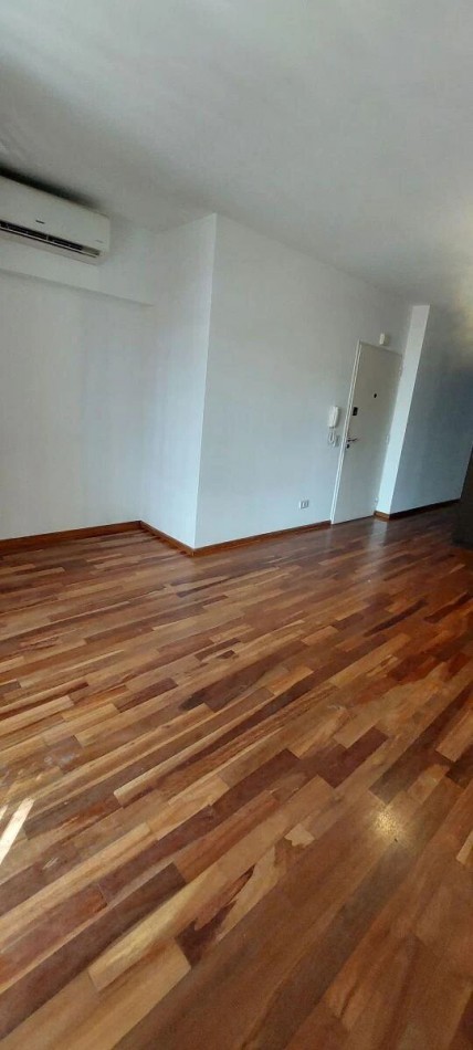 Semipiso 3 Amb C/cochera Al Frente.