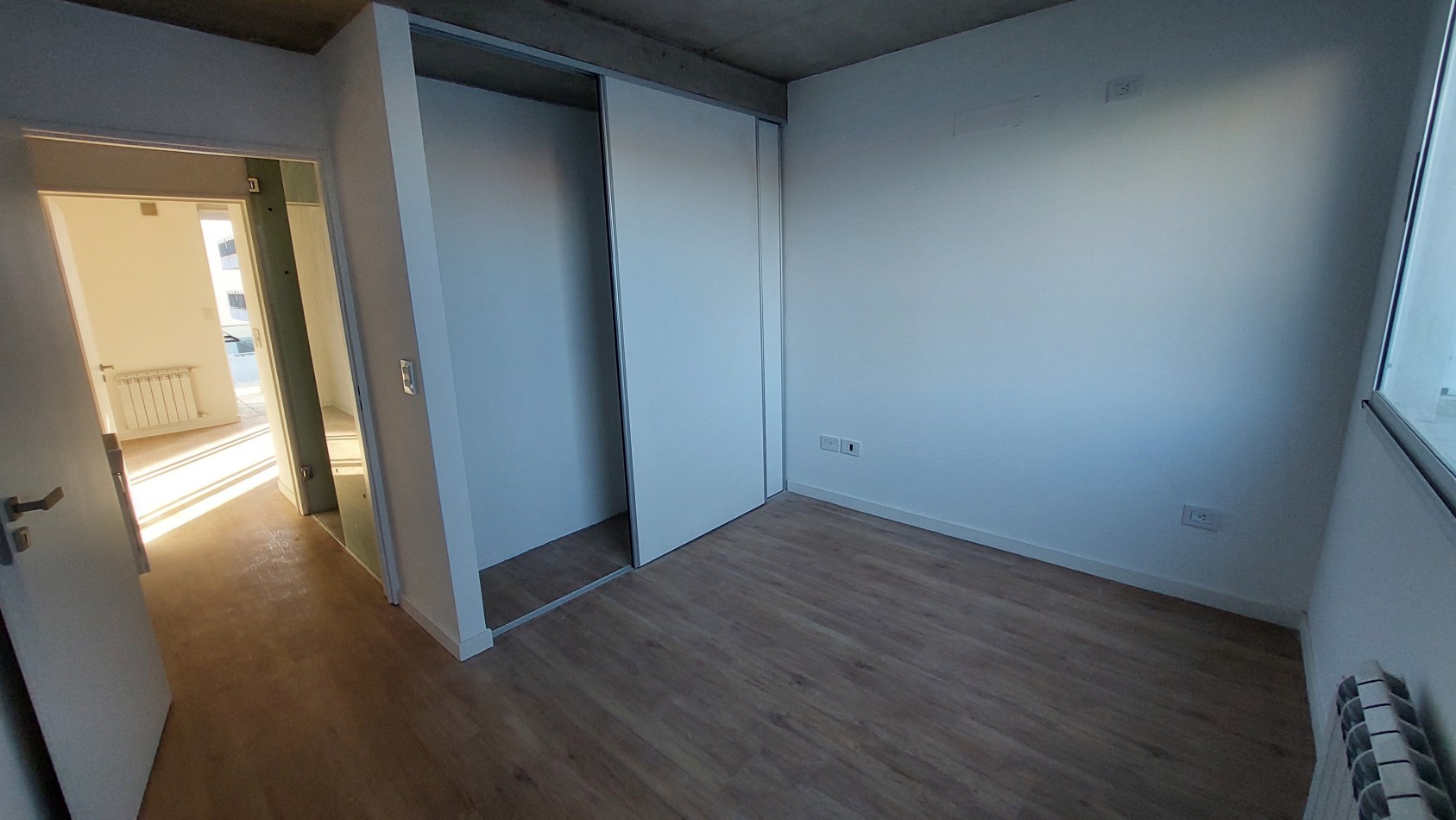 Excelente 2 ambientes. Balcon con parrilla y piscina. APTO CREDITO !!!