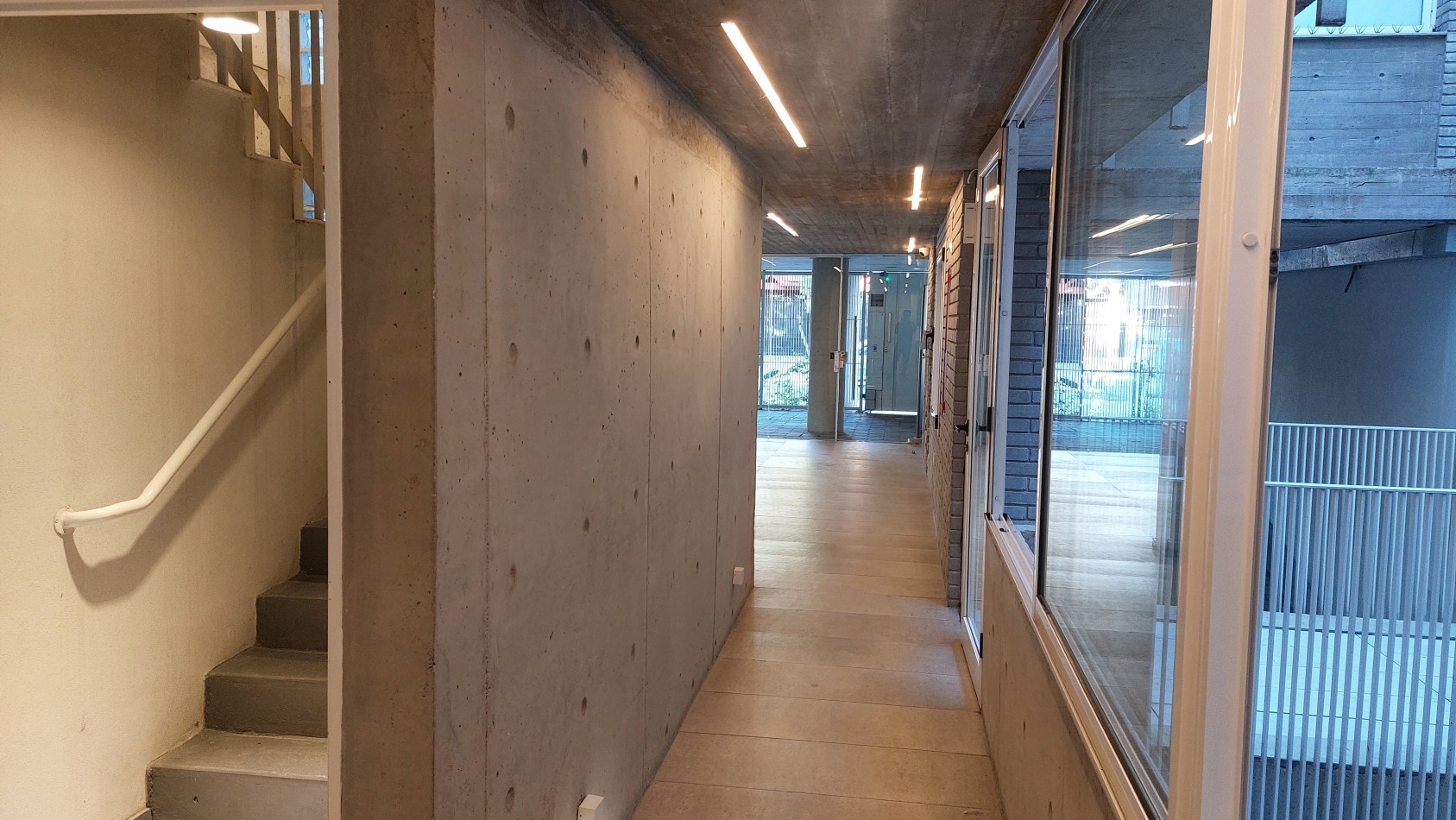 VISITA este 3 amb c/ balcon aterrazado con parrilla y piscina. Sum.  APTO CREDITO