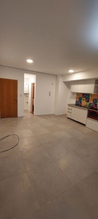 Departamento monoambiente en Lanus Oeste, sobre la calle Alcorta al 200