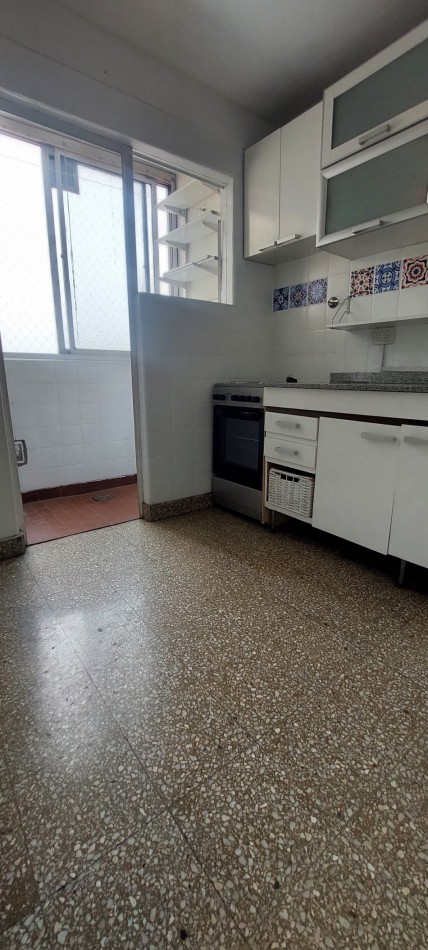 Excelente depto 2 ambientes. Inmejorable ubicacion