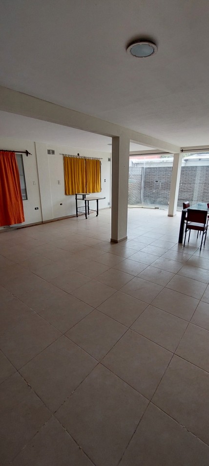 Excelente monoambiente de 106 m2. APTO PROFESIONAL Ideal inversor