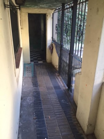 Casa en venta 3 ambientes sobre Hector Noya 3086. Lanús Oeste